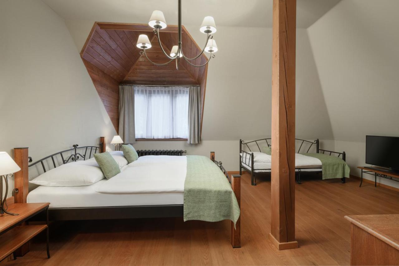 Resort Sobotin Ngoại thất bức ảnh